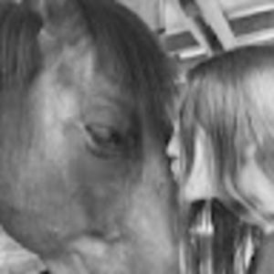 Meet your Posher, Claire